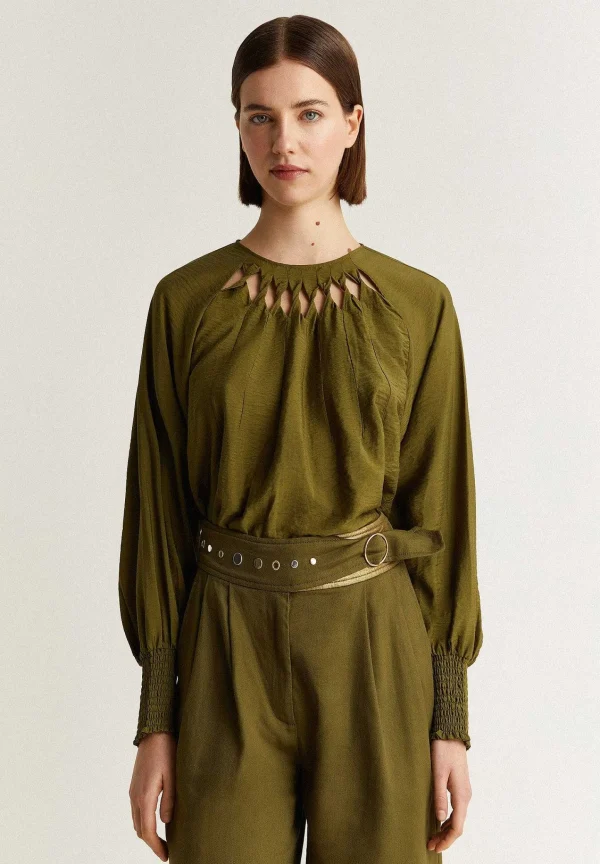 Sale Scalpers Blusa Detalle Aberturas