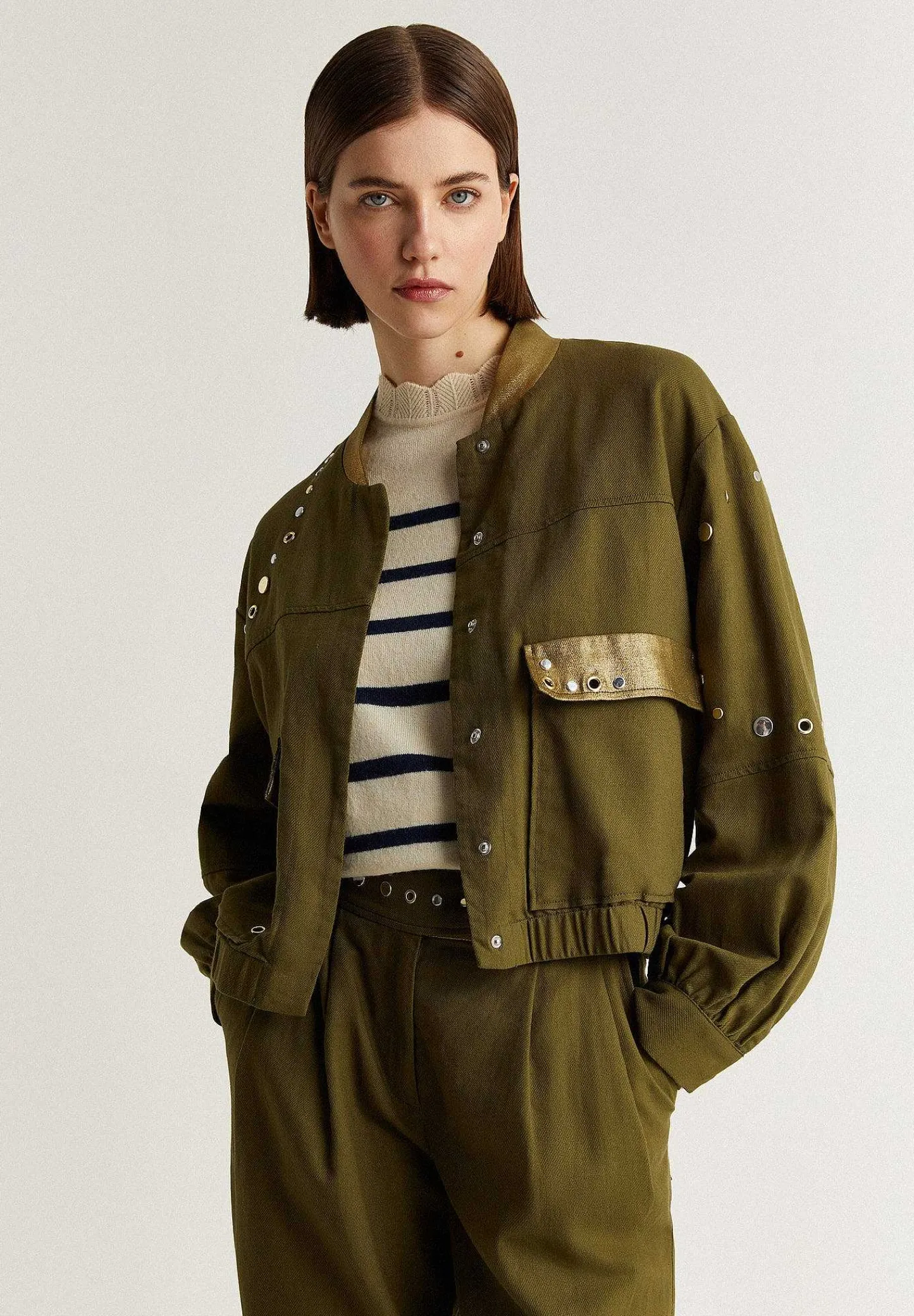 chaqueta_bomber_tachuelas_2.webp Store Scalpers Chaqueta Bomber Tachuelas