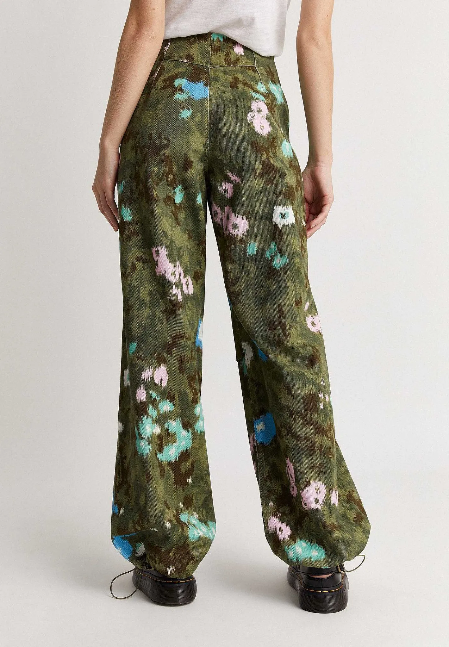 essentiel__pantalon_fuzho_4.webp Fashion Scalpers Essentiel | Pantalon Fuzhou