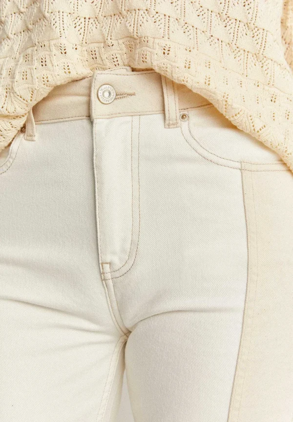 Sale Scalpers Jeans Ankle Flare Detalle Contraste