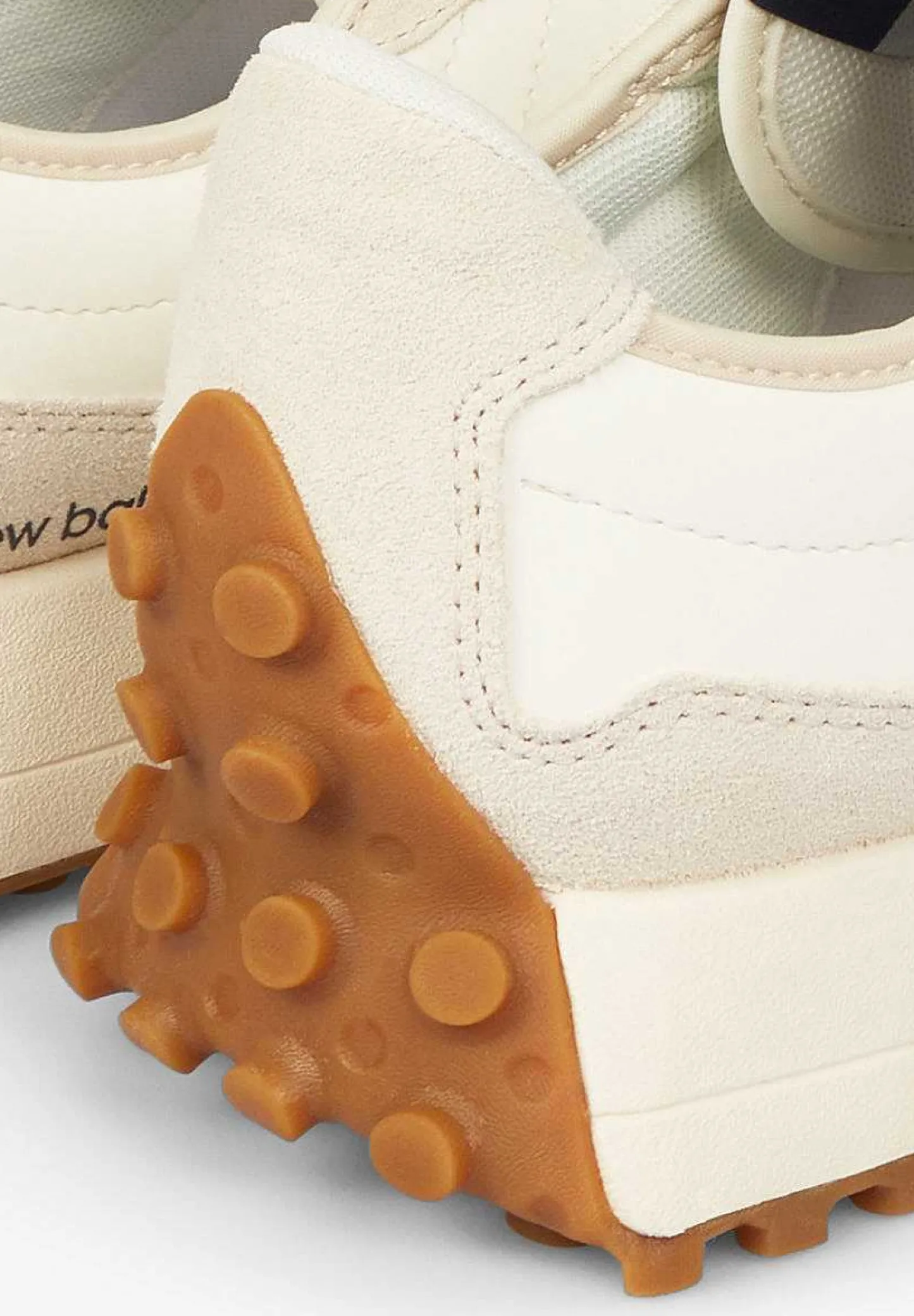 new_balance__sneakers__mu_0-1.webp Online Scalpers New Balance | Sneakers 327 Mujer