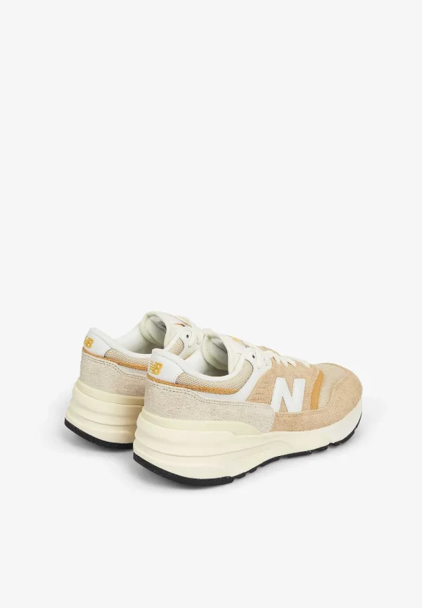 Shop Scalpers New Balance | Sneakers 997R Mujer