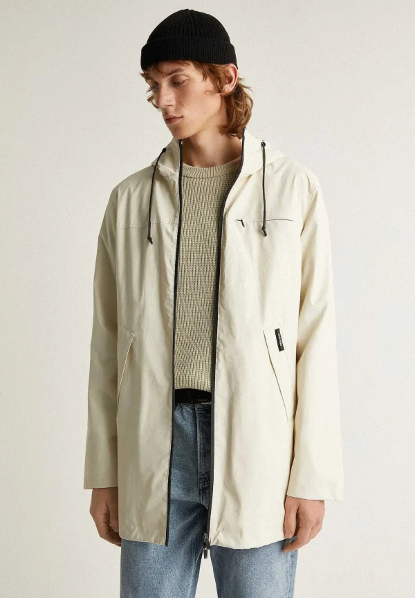 Shop Scalpers Parka Impermeable