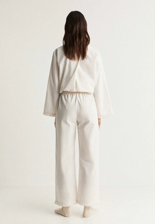 Store Scalpers Pijama Rayas Detalle Lazos
