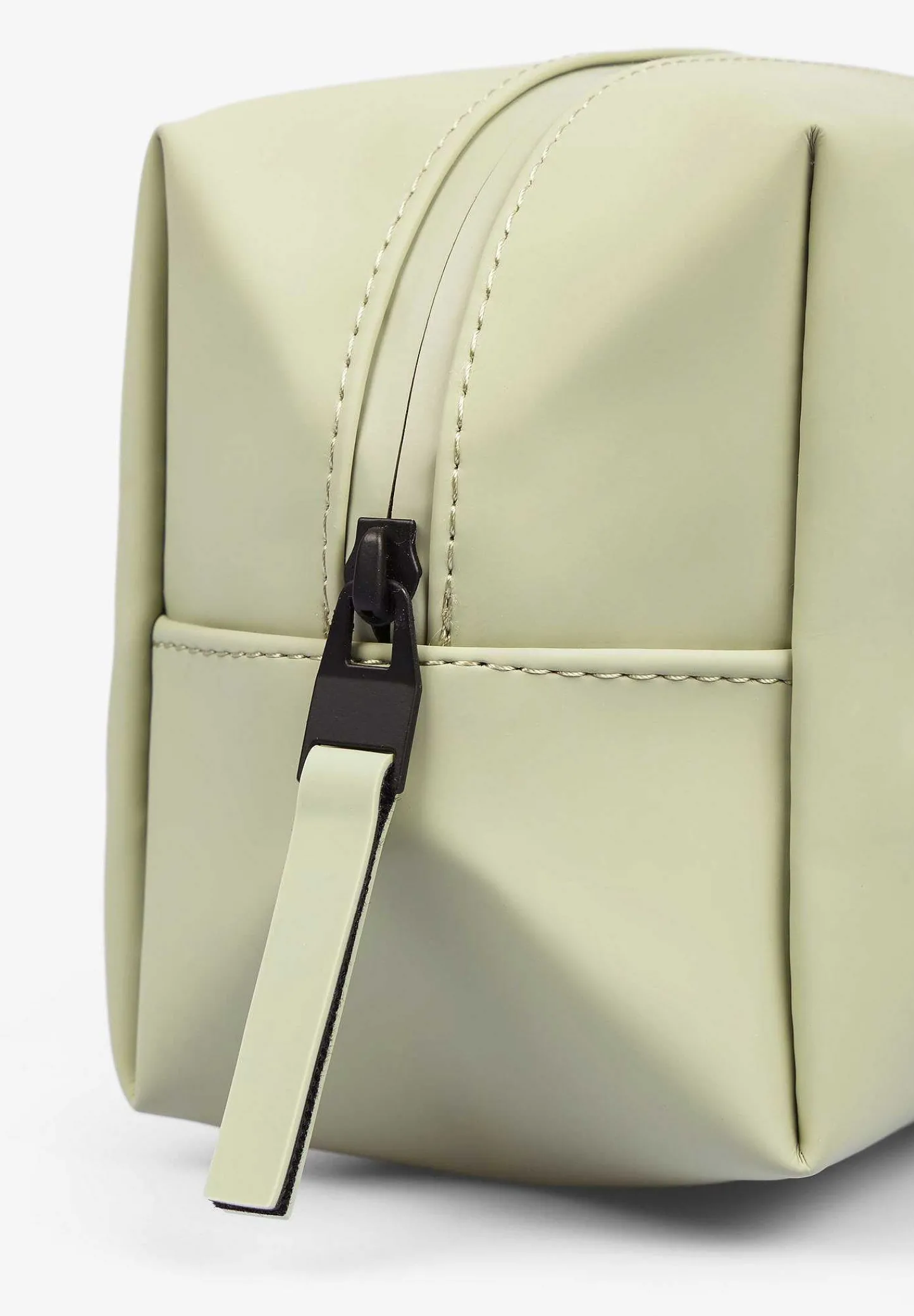 rains__neceser_wash_small_4.webp Flash Sale Scalpers Rains | Neceser Wash Small