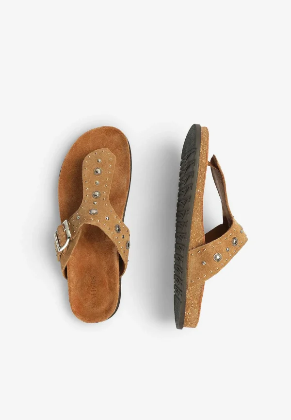 Discount Scalpers Sandalias Planas Ante Tachuelas