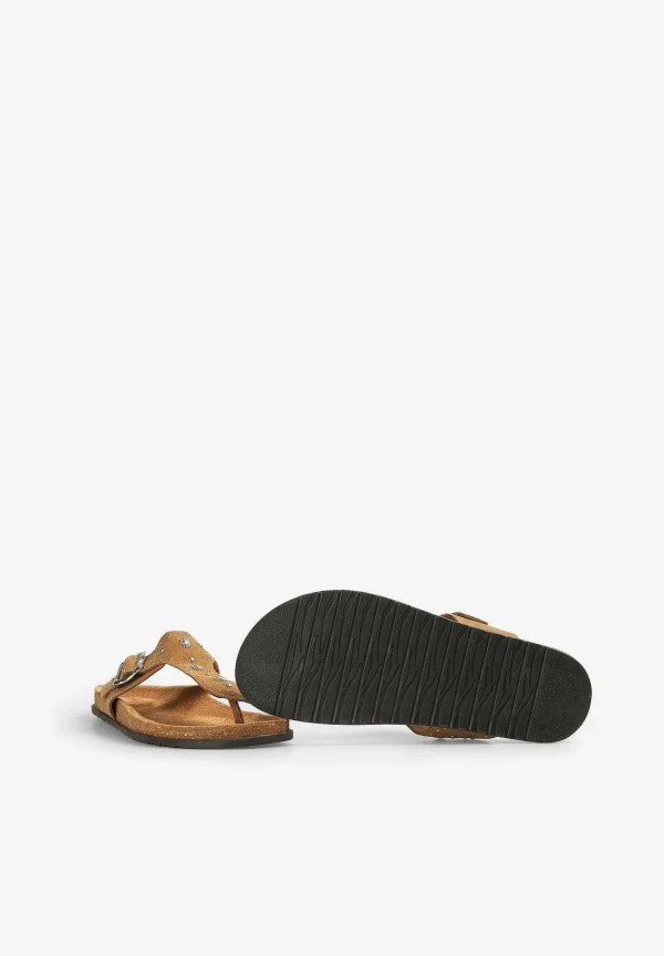 Discount Scalpers Sandalias Planas Ante Tachuelas