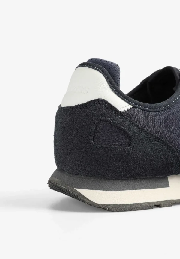 New Scalpers Sneakers Ante Calavera