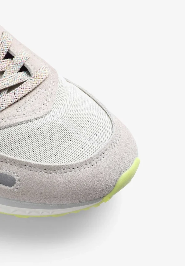 Hot Scalpers Sneakers Ante Tricolor