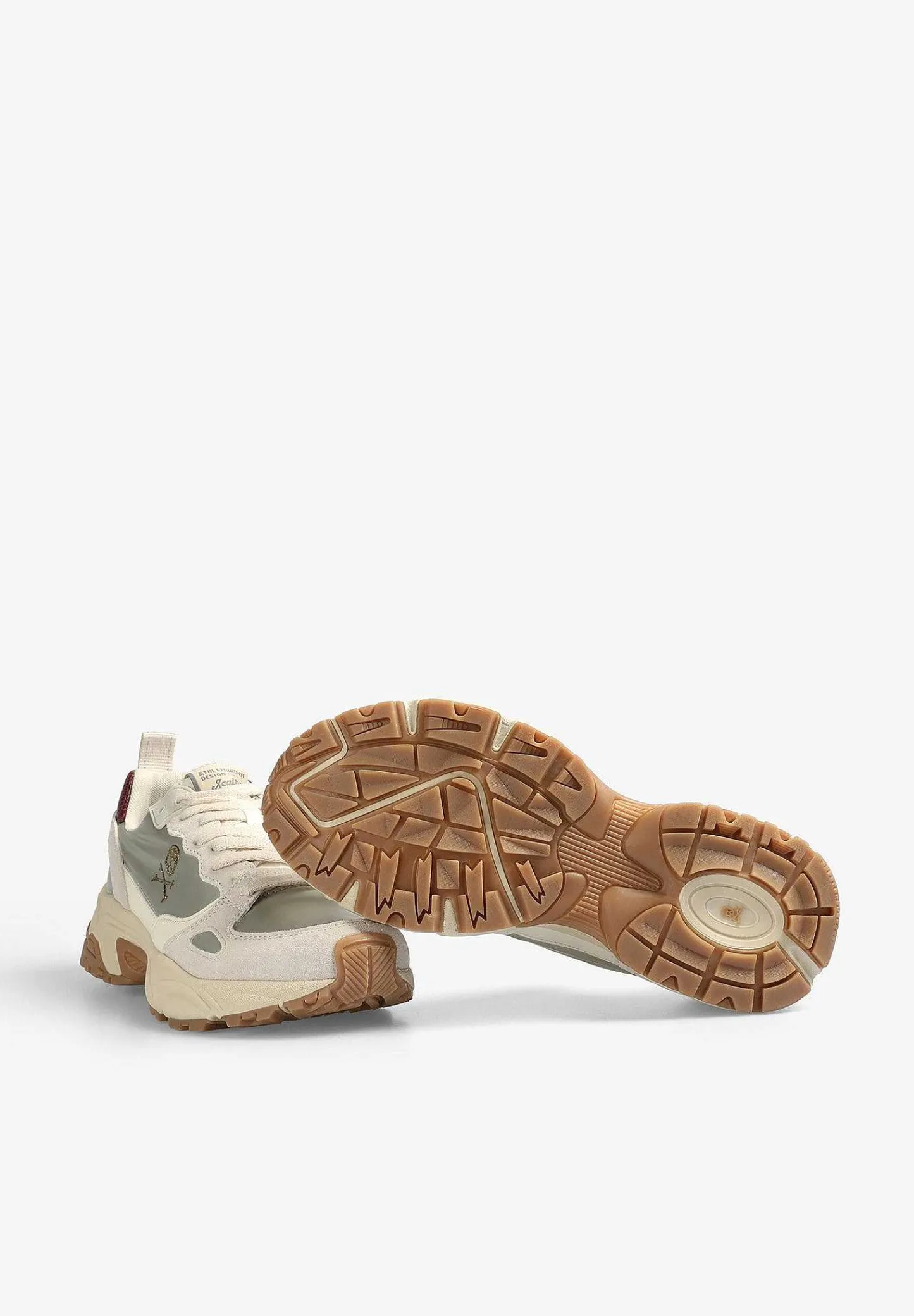 sneakers_combinada_metali_2-1.webp Best Scalpers Sneakers Combinada Metalizada