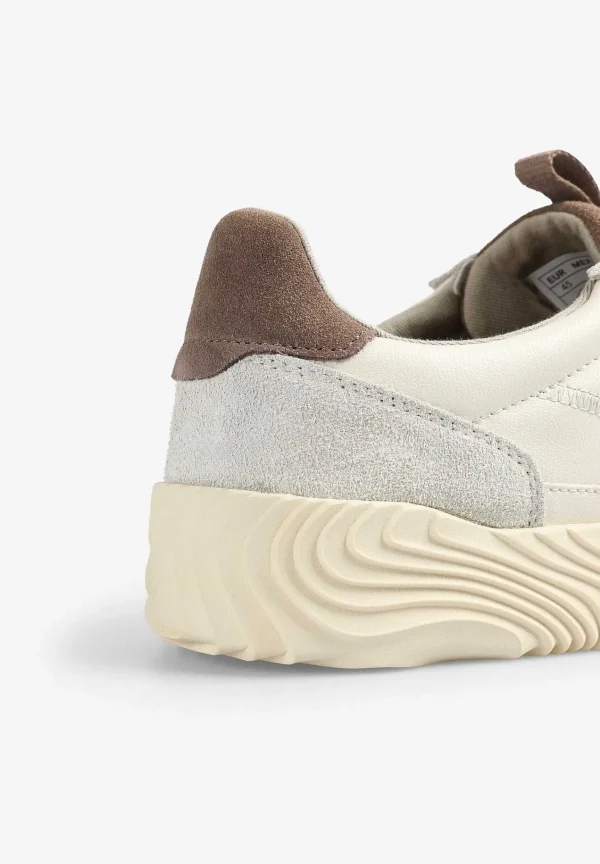 Flash Sale Scalpers Sneakers Detalle Cordon