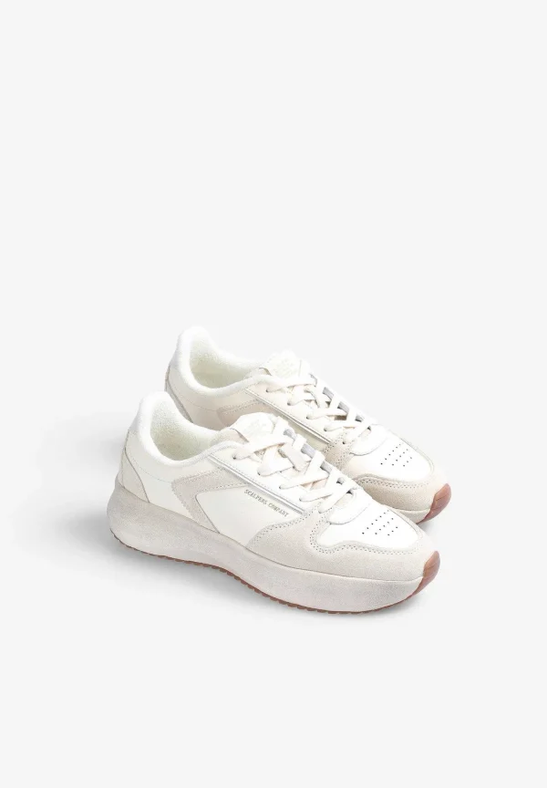 Fashion Scalpers Sneakers Detalles Serraje