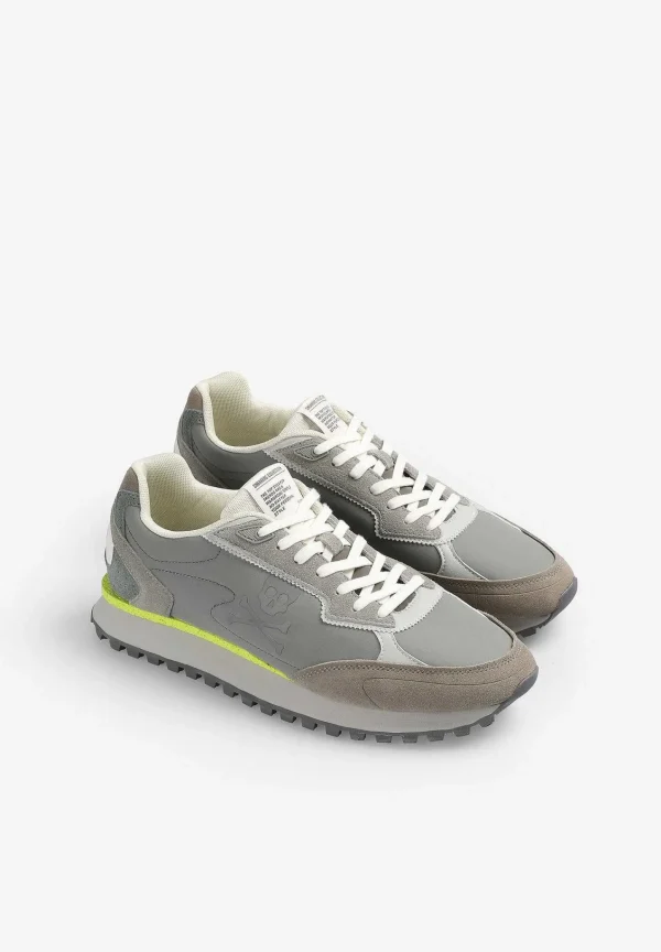 Online Scalpers Sneakers Estabilizador Contraste
