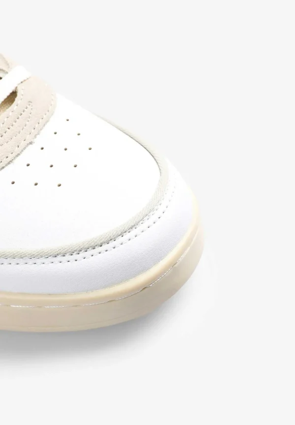 New Scalpers Sneakers Napa Logo Lateral