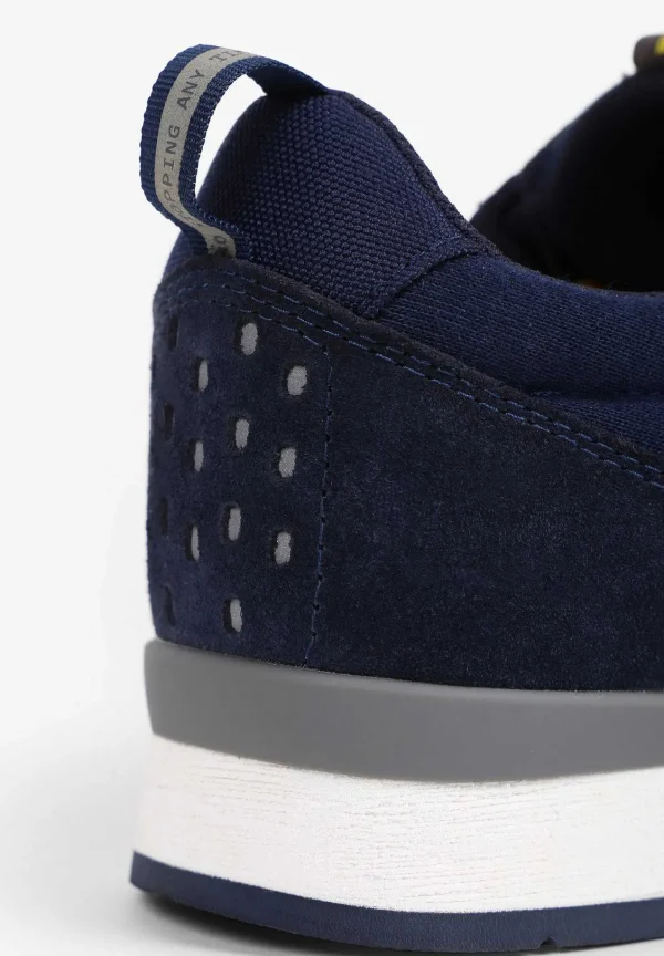 Store Scalpers Sneakers Serraje Canadian