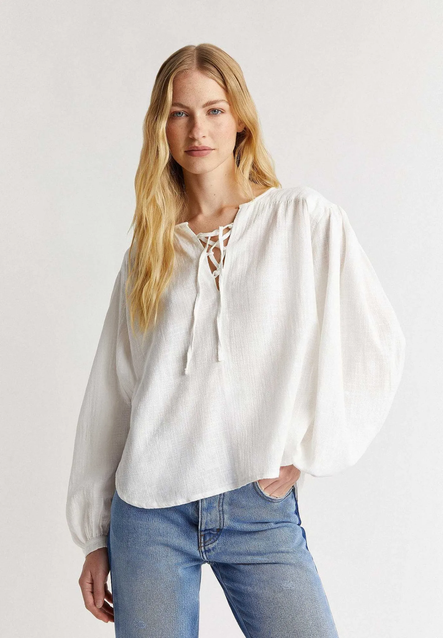 the_new_society__blusa_me_2.webp Store Scalpers The New Society | Blusa Melrose