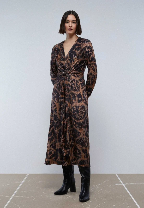 Flash Sale Scalpers Tie Black Dress