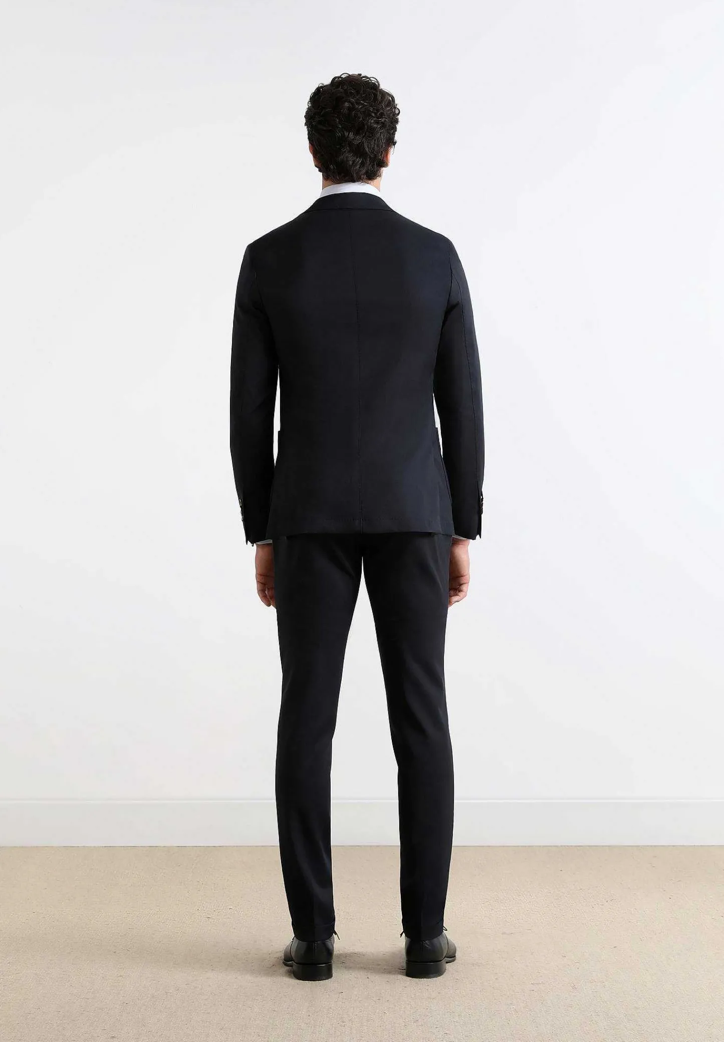 traje_azul_marino_ligero_2.webp Cheap Scalpers Traje Azul Marino Ligero