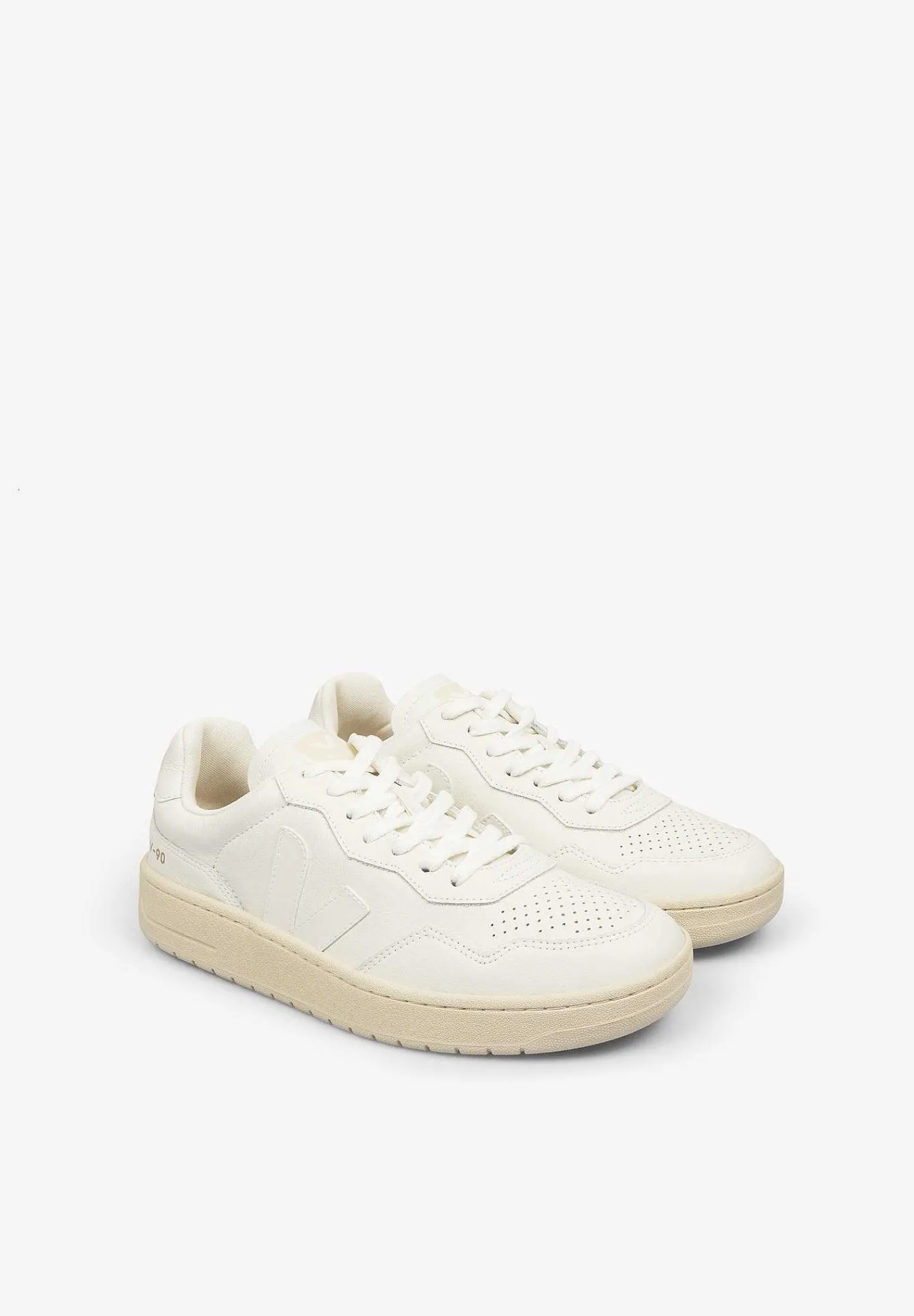 veja__sneakers_v_leather_0.webp Best Scalpers Veja | Sneakers V-90 Leather