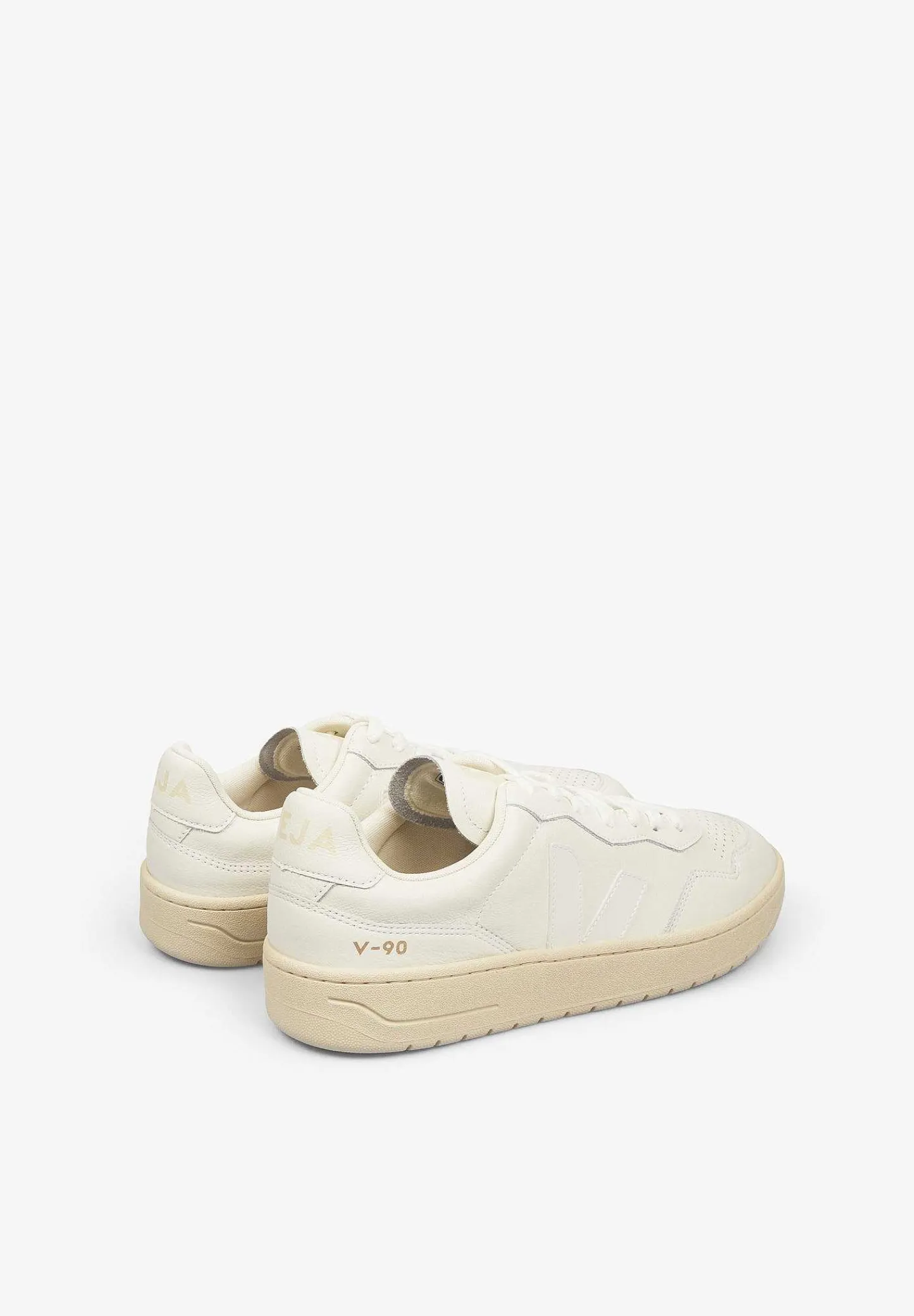 veja__sneakers_v_leather_3.webp Best Scalpers Veja | Sneakers V-90 Leather