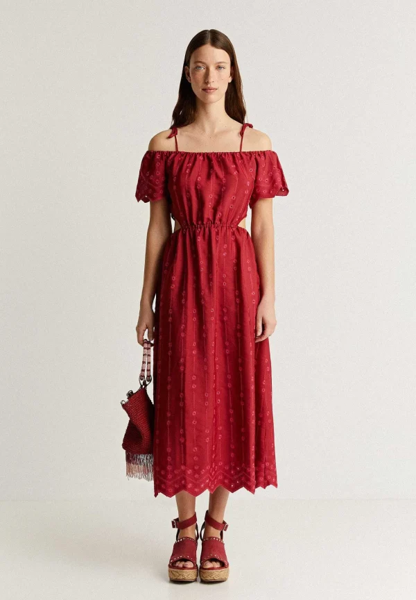 New Scalpers Vestido Bordado Hombro Descubierto